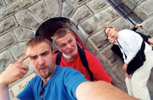 副業できない会社員は会社に生活のすべてを委ねていいのか